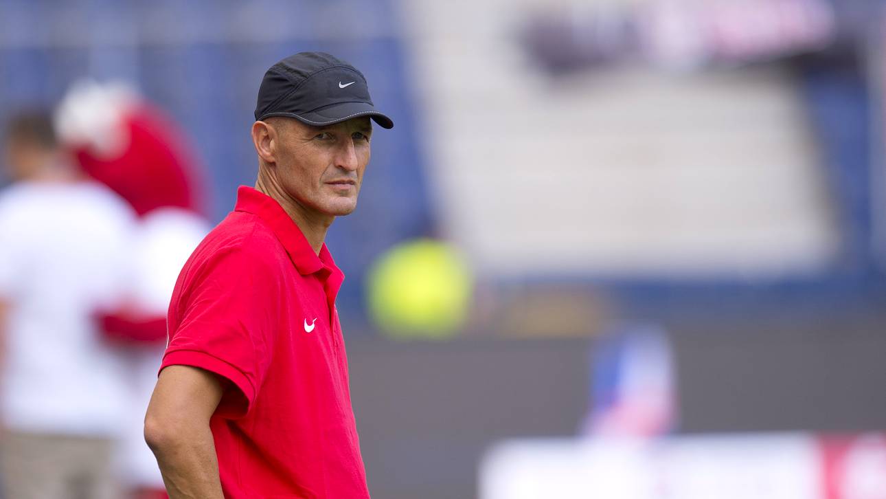 Red Bull wirft Trainer raus