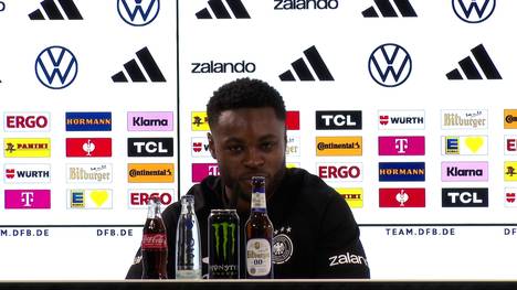 Nach fast vier Jahren ohne Länderspiel-Einsatz trägt Ridle Baku jetzt wieder Trikot der deutschen Nationalmannschaft. Darüber hinaus ist natürlich auch der Wunsch groß bei der WM 2026 mit dabei zu sein. 