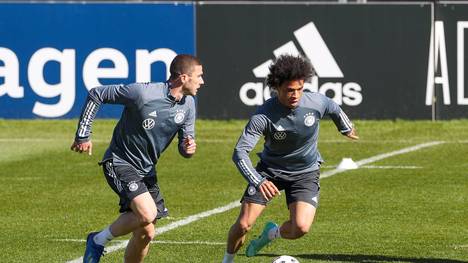 Nach dem Trainingslager in Seefeld, kristallisiert sich für Bundestrainer Joachim Löw eine Startelf heraus. Wer sind die Gewinner der Vorbereitung? Wer muss erst einmal auf die Bank?