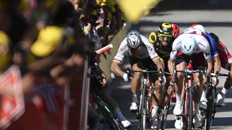 Peter Sagan kollidierte im Zielsprint einer Tour-Etappe 2017 mit Mark Cavendish