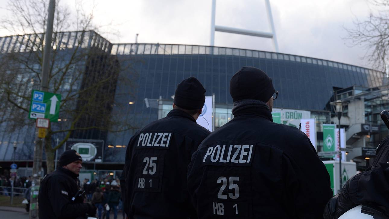 Massenschlägerei nach Bremen-Spiel