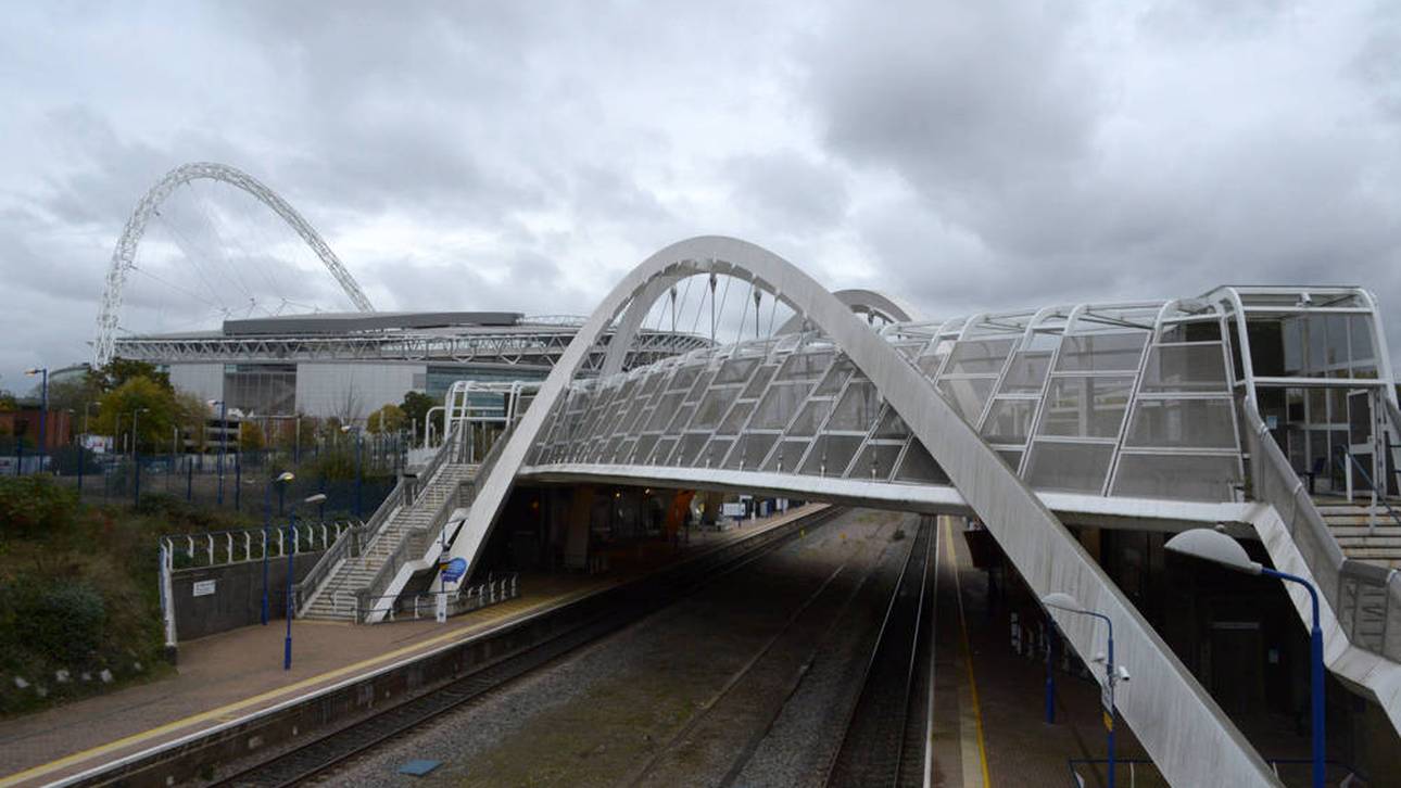 Die White Horse Bridge am neuen Wembley-Stadion wäre fast nach Didi Hamann benannt worden