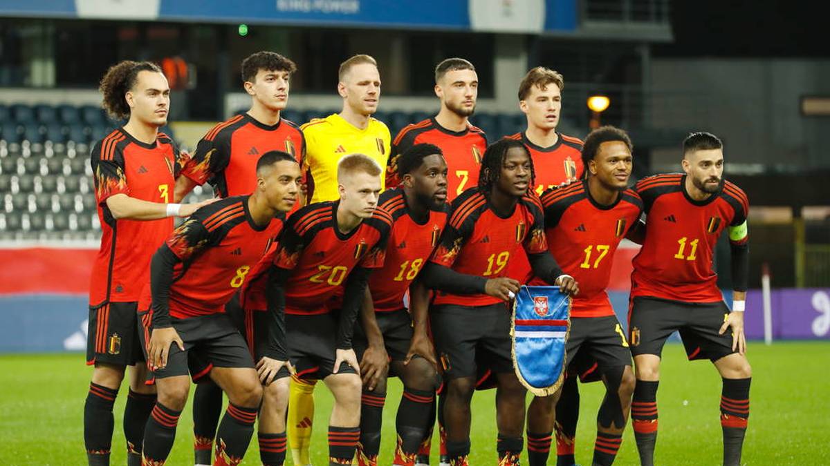 Belgien: "Rode Duivels" (niederländisch), "Diables Rouges" (französisch) - die Roten Teufel