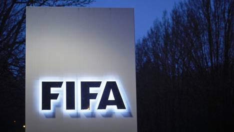 Eine geplante Superliga wird von der FIFA faktisch verboten