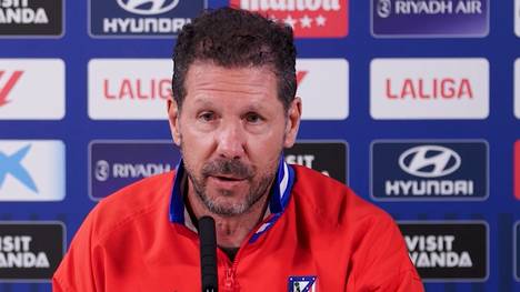 Diego Simeone bemängelt vor dem Aufeinandertreffen mit dem FC Barcelona die Respektskultur untereinander - und prangert ein Thema an. 