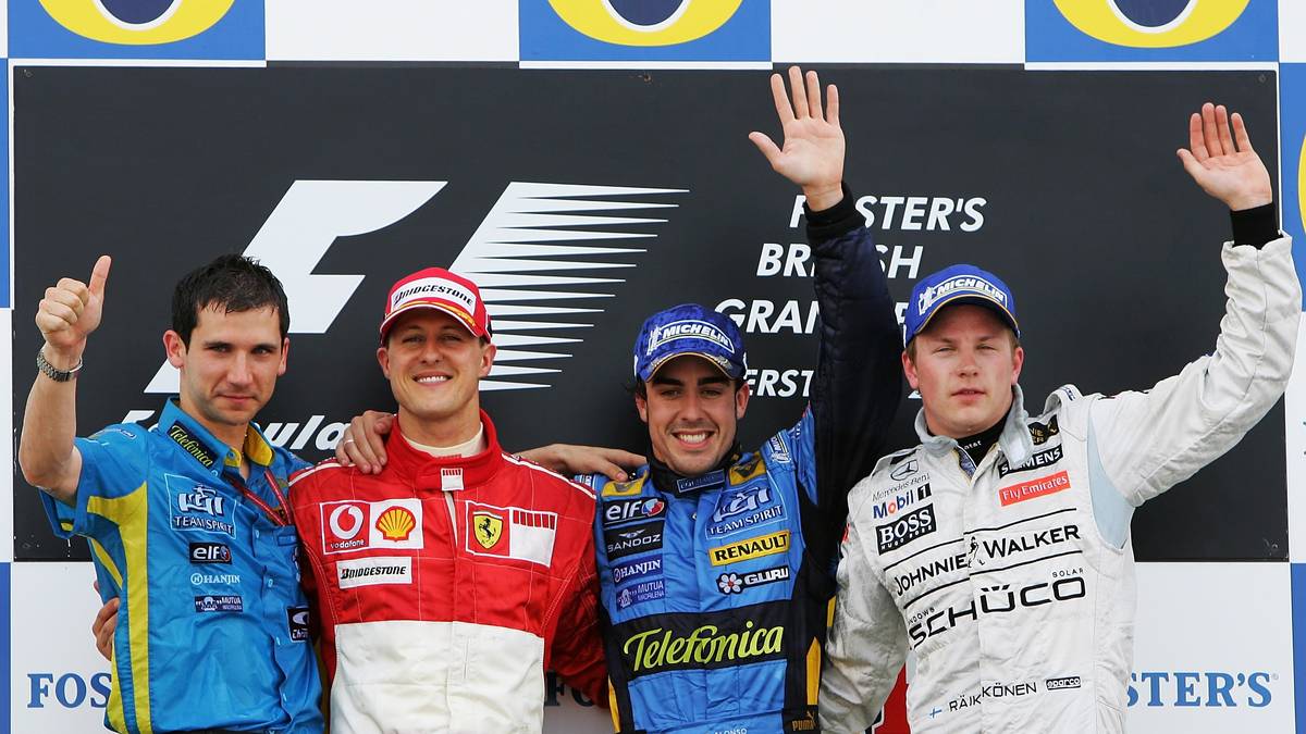 PODESTPLÄTZE - SCHUMACHER: Auch hier war Schumacher das Nonplusultra. Stolze 155 Podestplätze stehen auf seinem Konto - und das bei 307 Rennen. Schumacher stand also in mehr als 50 Prozent der Rennen auf einem Podestplatz. Eine unfassbare Statistik eigentlich, wenngleich seine Mercedes-Zeit und viele Ausfälle sie nach unten ziehen