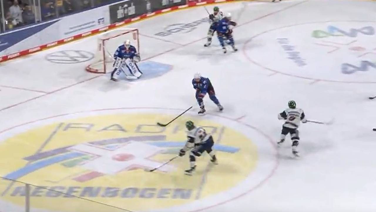 Hattrick! Eisbären-Star schreibt DEL-Geschichte