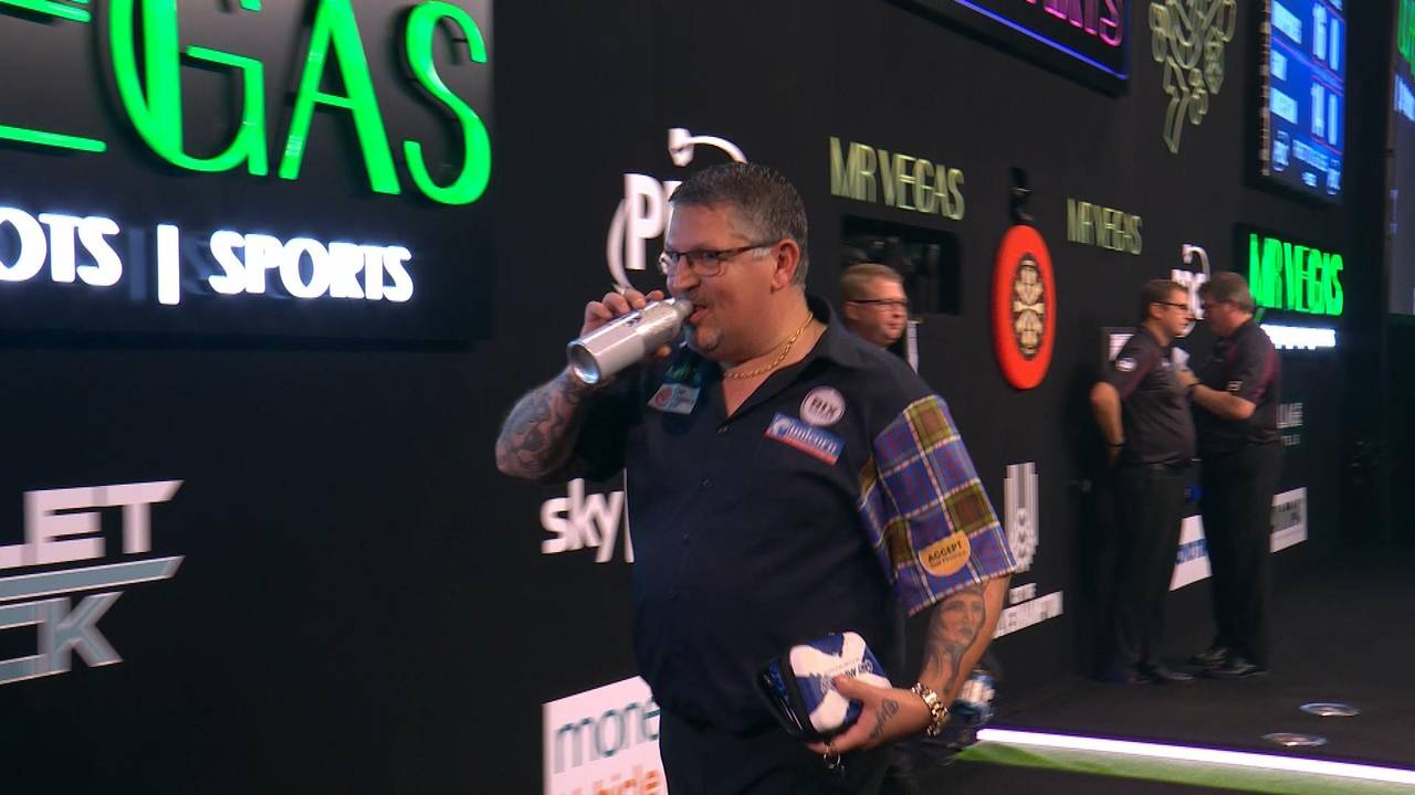 Grand Slam of Darts: Luke Humphries besiegt Gary Anderson
