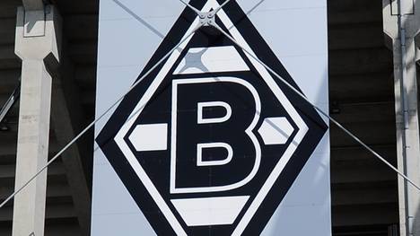 Logo Borussia Mönchengladbach v 1. FC Kaiserslautern  - Bundesliga
