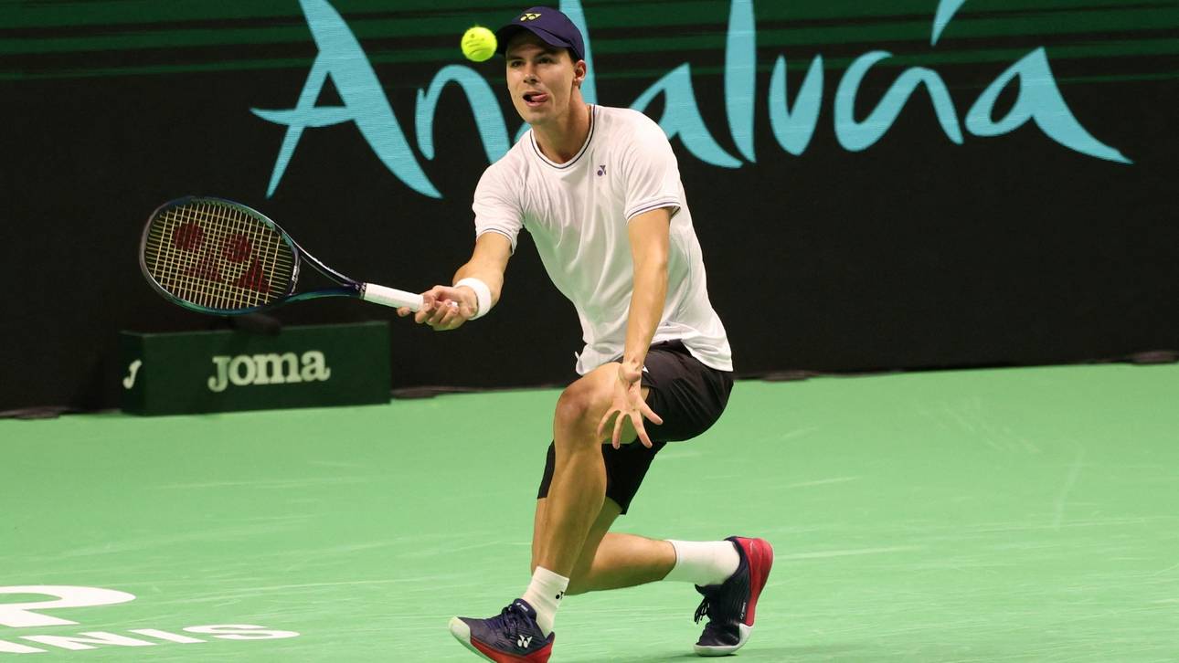 Struff gefordert: Deutschland im Davis Cup vor dem Aus
