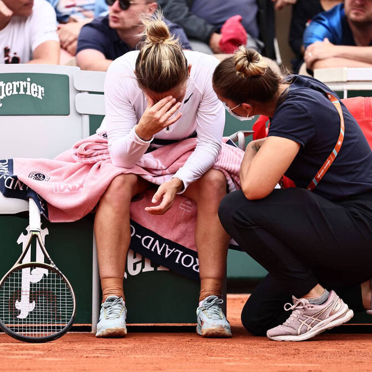 In der zweiten Runde der French Open ist Simona Halep überraschend ausgeschieden. Nach dem Match lieferte sie eine unglaubliche Erklärung.