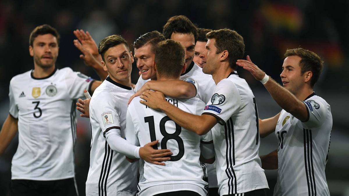Zwei Spiele, zwei Siege: die deutsche Nationalmannschaft ist in der WM-Qualifikation voll auf Kurs. Gegen Tschechien fuhr die Löw-Elf in Hamburg einen lockeren 3:0-Sieg ein. Viele Spieler überzeugten.  Das DFB-Team in der Einzelkritik
