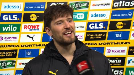 Nach dem 6:0-Sieg gegen Union Berlin war die BVB-Kabine voll. Auf SPORT1-Nachfrage erklärt Torhüter Gregor Kobel, was hinter dem Bosse-Besuch steckte. 