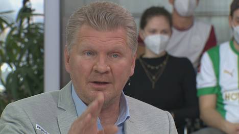 Wie gut ist die Bundesliga im internationalen Vergleich? Die Runde im STAHLWERK Doppelpass diskutiert dieses Thema - Stefan Effenberg hat eine klare Meinung zum internationalen Niveau der Bundesliga.