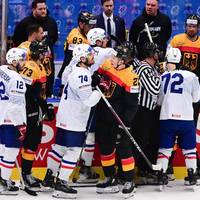 Die deutsche Eishockey-Nationalmannschaft besiegt Frankreich nach anfänglichen Schwierigkeiten. Damit sichert sich die Truppe von Bundestrainer Harold Kreis mindestens Platz drei in der Gruppe - und einen eigenen Vorrunden-Rekord.