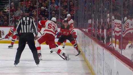 Die Detroit Red Wings gewinnen auswärts gegen die New Jersey Devils. Deutsche Moritz Seider ist an allen Toren beteiligt und wird folgerichtig als "Man of the Match" ausgezeichnet.