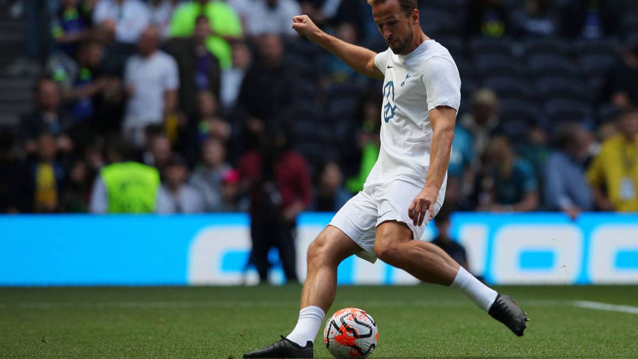 Harry Kane in seinen schwarzen Schuhen