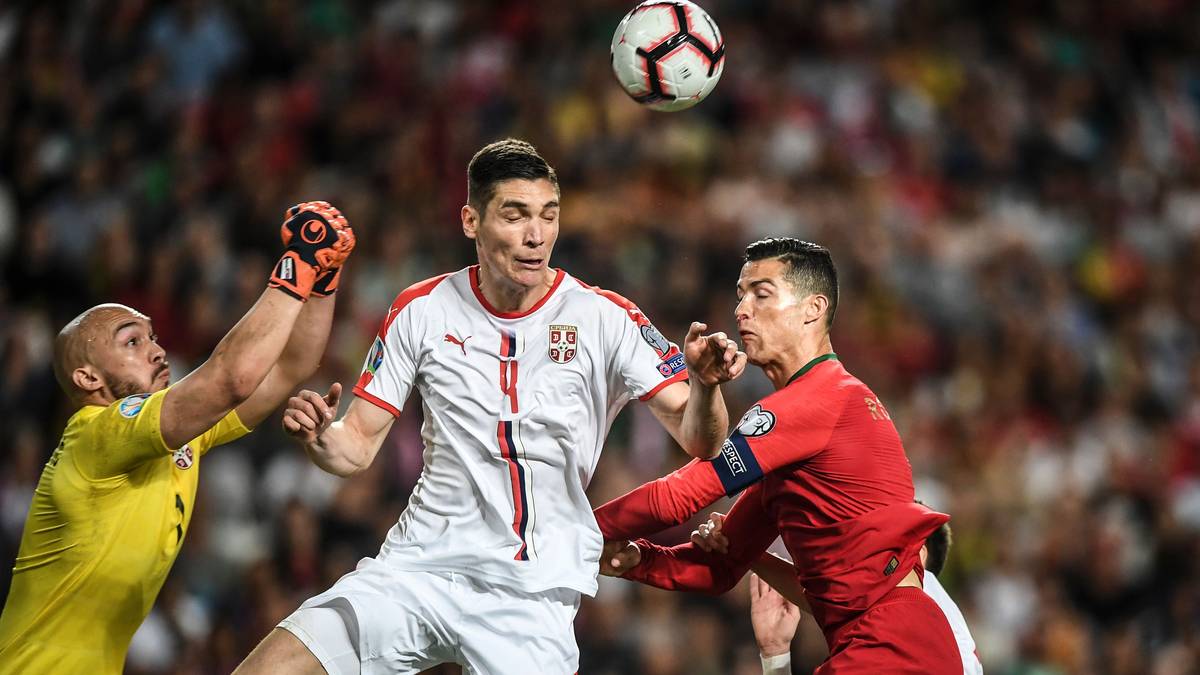 NIKOLA MILENKOVIC (Serbien, 40 Millionen Euro) - der 21 Jahre alte Verteidiger vom AC Florenz fuhr schon zur EM 2018 und hat bereits doppelt so viele A-Länderspiele wie U21-Einsätze auf dem Buckel