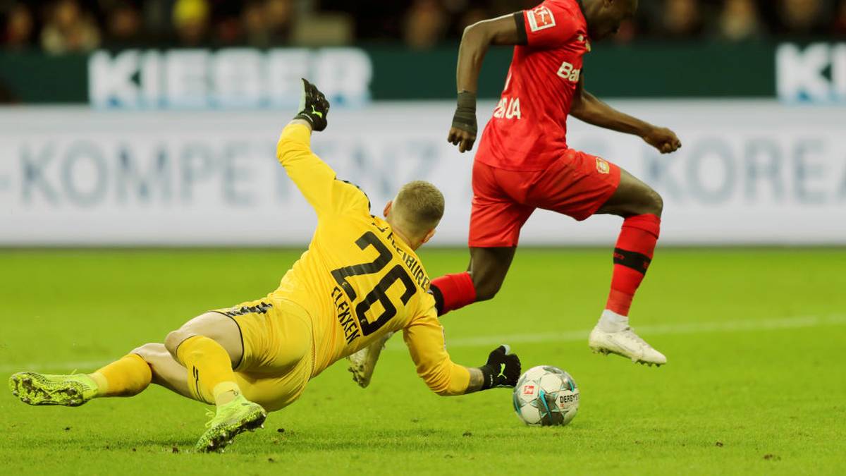 PLATZ 7: Moussa Diaby - der 20-Jährige kam vor der Saison von PSG, benötigte in Leverkusen aber etwas Anlaufzeit. Beim Startelfdebüt gegen den SC Freiburg platzte sein Knoten mit seinem ersten Saisontor