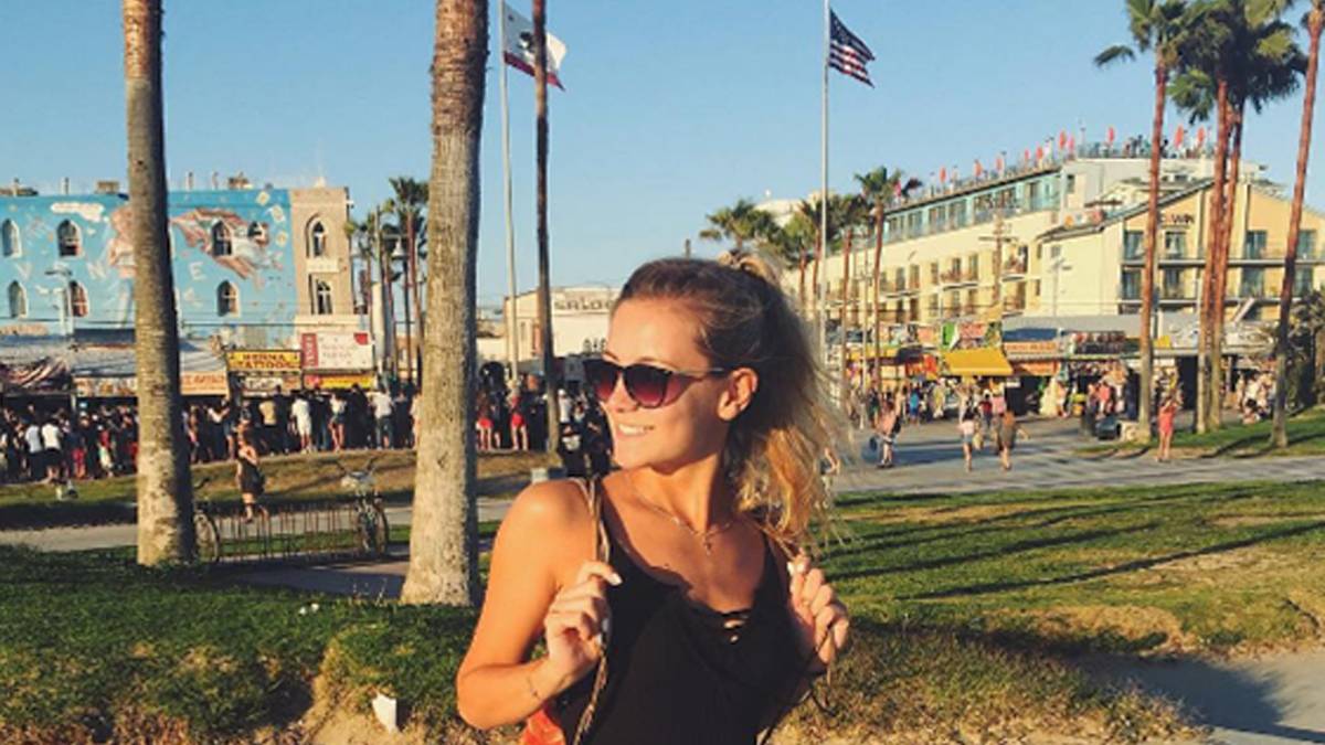 Evelyn ist mit ihrem Freund Davie Selke vor den Olympischen Spielen in Venice Beach unterwegs