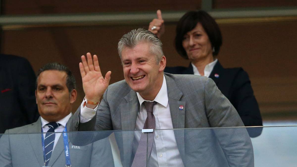 NIZHNY NOVGOROD, RUSSIA - JULY 01:  FIFA Legend Davor Suker waves to fans during the 2018 FIFA World Cup Russia Round of 16 match between Croatia and Denmark at Nizhny Novgorod Stadium on July 1, 2018 in Nizhny Novgorod, Russia.  (Photo by Alex Livesey/Getty Images)