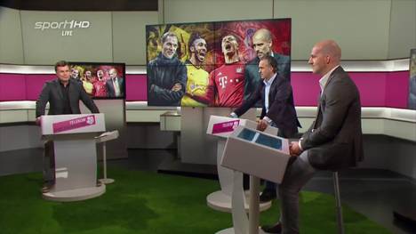 Stefan Schnoor (r.) und Maurizio Gaudino (M.) analysieren die Spielweise des FC Bayern