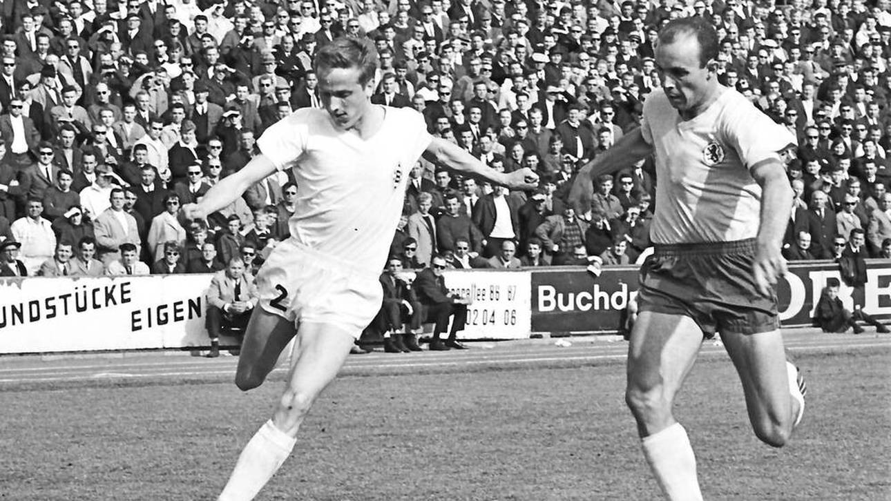 Vladimir Durkovic (l.) im Trikot von Borussia Mönchengladbach im Spiel gegen Eintracht Braunschweig im Jahr 1967