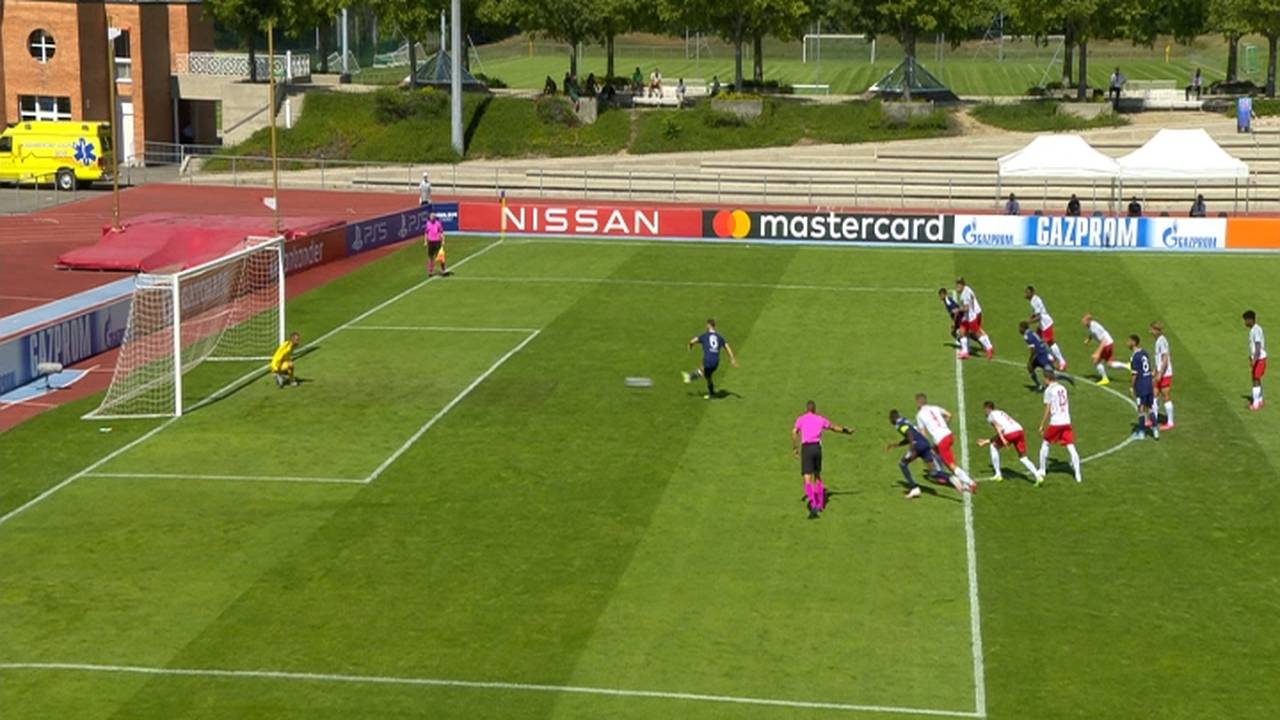 Youth League: Bei Salzburg gegen Lyon pariert der Torhüter drei Elfmeter