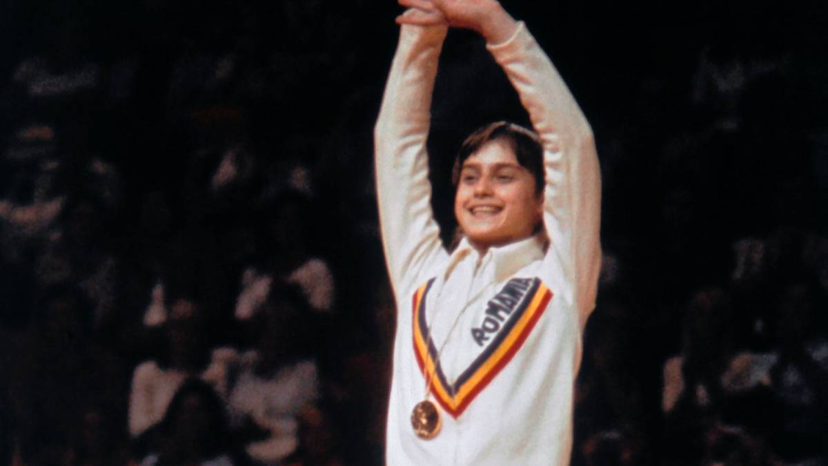 Insgesamt sammelte Comaneci bei den Spielen in Montreal drei Gold-, eine Silber- und eine Bronzemedaille. 1980 in Moskau ließ sie zwei Mal Gold und zwei Mal Silber folgen. In Erinnerung blieb sie aber vor allem als erste Turnerin, die eine 10,0 erzielte