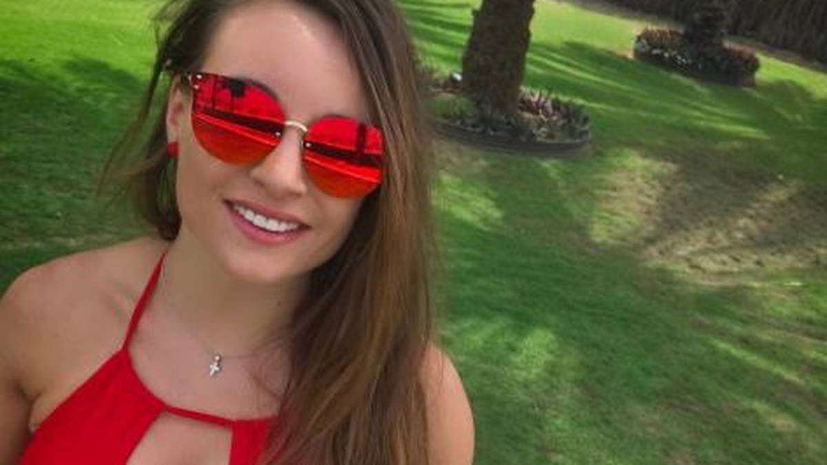 Die Italienerin Dorothea Wierer zeigt sich als Lady in red