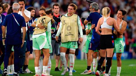 Italien steht im EM-Halbfinale kurz vor der Sensation – bis ein später Elfmeter für England alles verändert. Routinier Cristiana Girelli spricht über das dramatische Aus.