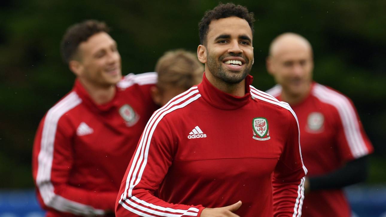 Witz macht Robson-Kanu zu Waliser