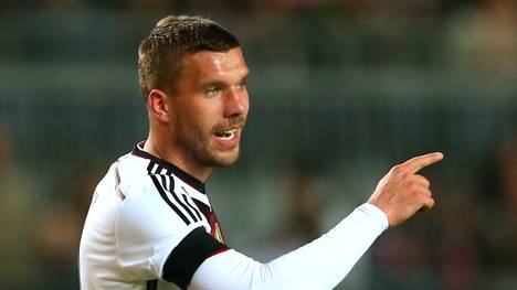 Lukas Podolski kritisiert die Kölner Klubführung nach der Entlassung von Peter Stöger