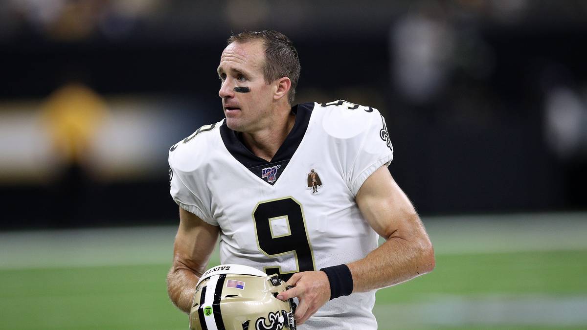 Dennoch sanken in den vergangenen drei Jahren sowohl die Anzahl der Pässe als auch die geworfenen Yards kontinuierlich, der zukünftige Hall of Famer geht unzweifelhaft in seine letzten Jahre in der NFL