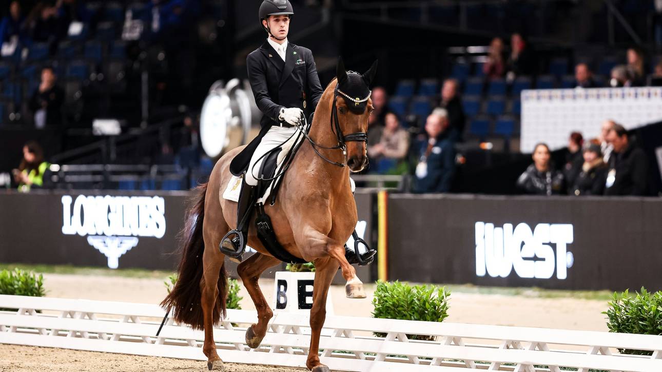 Dressur-Ass nach Patzer stark