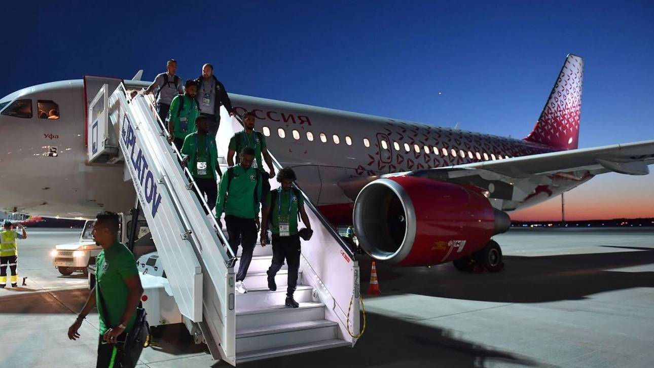 Saudi-Arabiens Flugzeug brennt