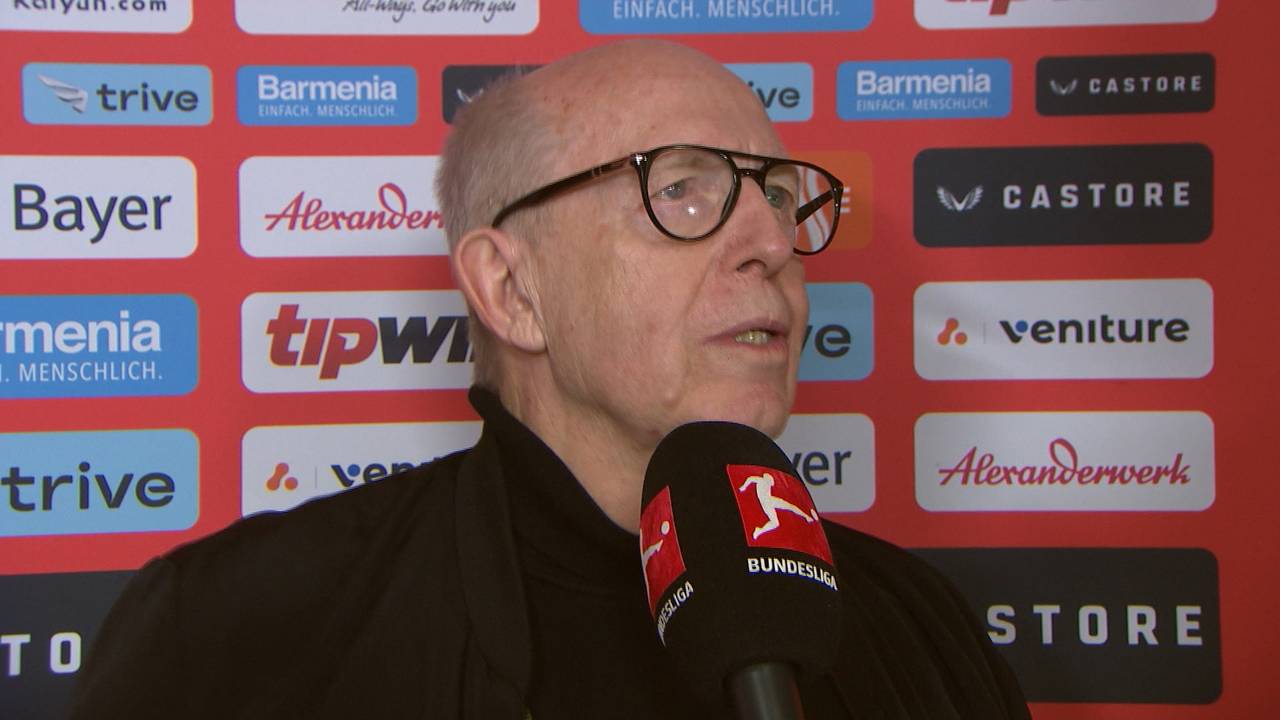So berührt ist Reiner Calmund von der ersten Leverkusener Meisterschaft