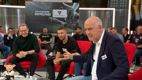 Im STAHLWERK Doppelpass echauffiert sich Mario Basler über die zurückgenommene Rote Karte für Hoffenheims Florian Grillitsch. Der SPORT1-Experte übernimmt sogar die Rolle des Regisseurs.