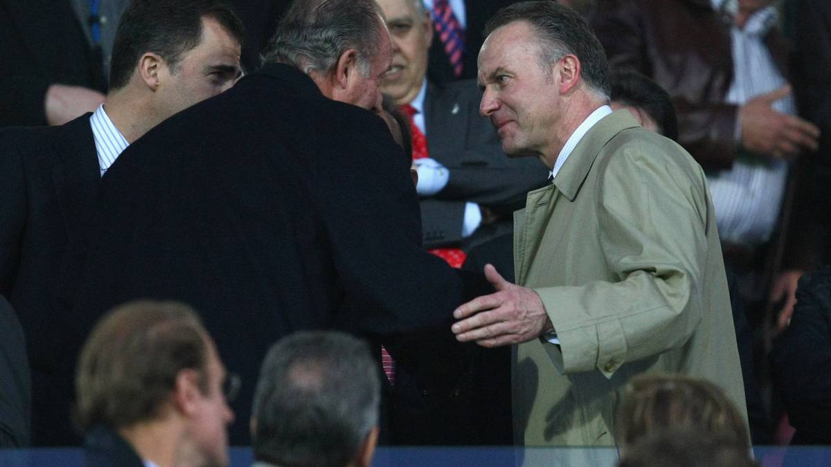 Nachdem im Frühjahr 2018 kaum ein Tag vergeht, an dem der Name Lewandowski nicht durch die spanische Presse geistert und sogar von weit fortgeschrittenen Verhandlungen von Real Madrid mit Berater Zahavi die Rede ist...