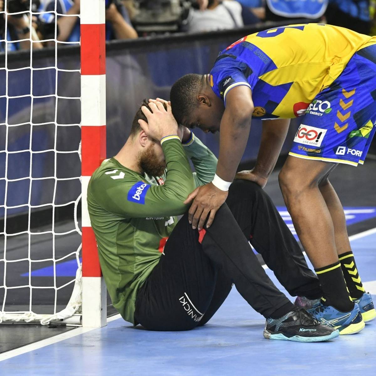 Andreas Wolffs Stimme stockte, das Siebenmeter-Drama ließ den deutschen Handball-Nationaltorwart nicht los.
