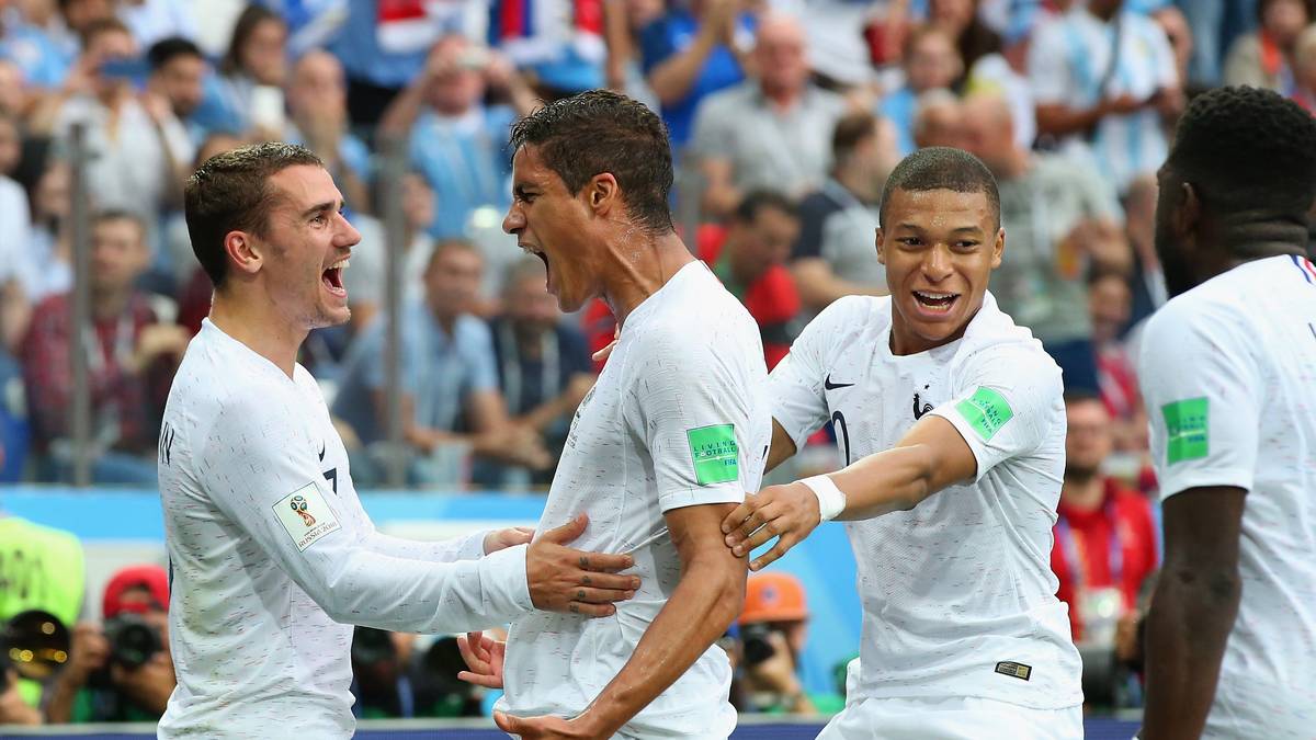 OUEST FRANCE: "Der Wind legt zu. Das Abenteuer dieser Mannschaft nimmt Form an. Sie scheint in der Lage zu sein, bis zum Ende zu gehen. Dieses Viertelfinale war der entscheidende Schritt."