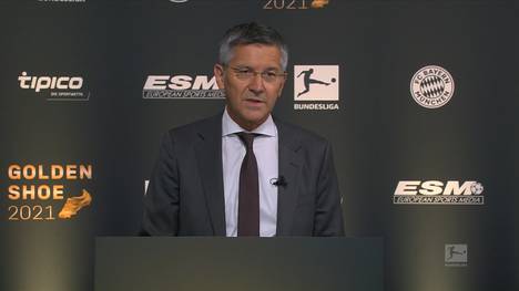 Auf der Verleihung des Goldenen Schuh lobt Bayern Präsident Herbert Hainer den Stürmer Robert Lewandowski. Seine Mentalität erinnert den Bayern-Boss an James Bond. 