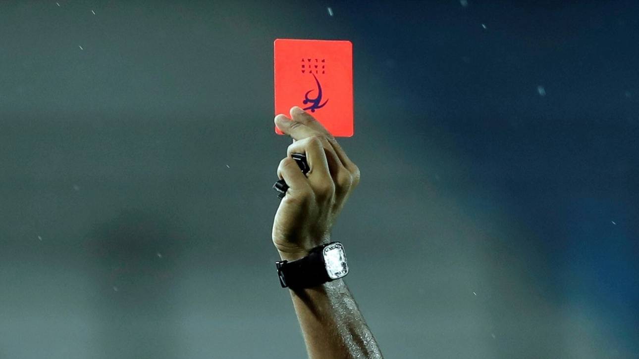 Heftige Sperre für Nackt-Jubel