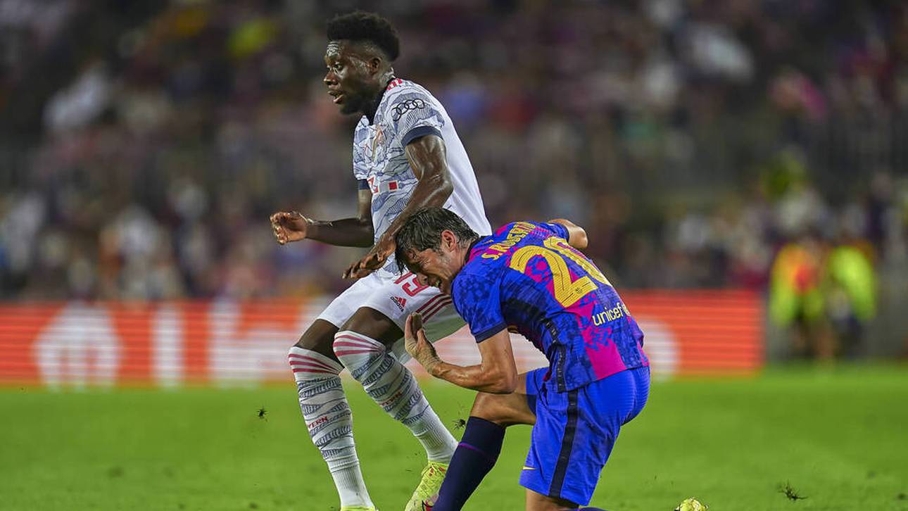 Von Davies vorgeführt: Piqué leidet mit Kollege