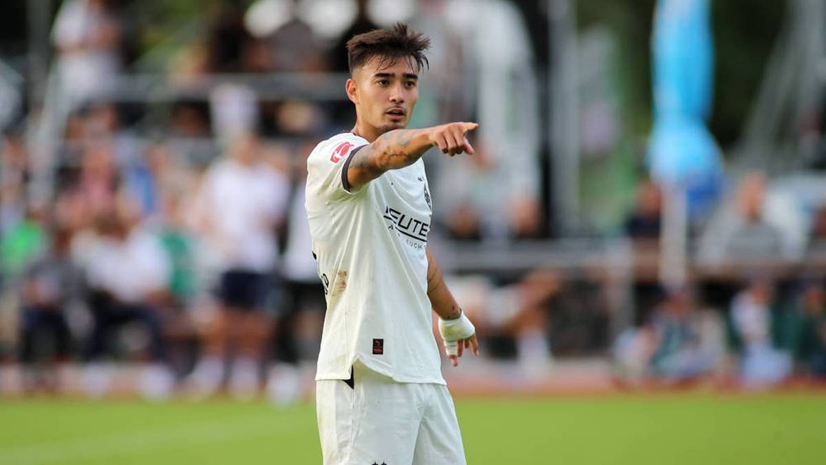 Jens Castrop (22, Borussia Mönchengladbach): Der Mittelfeldspieler war in den vergangenen Jahren Stammspieler in der 2. Liga bei Nürnberg. In diesem Sommer wagte Castrop den Schritt in die Bundesliga und will sich bei den Fohlen durchsetzen. 