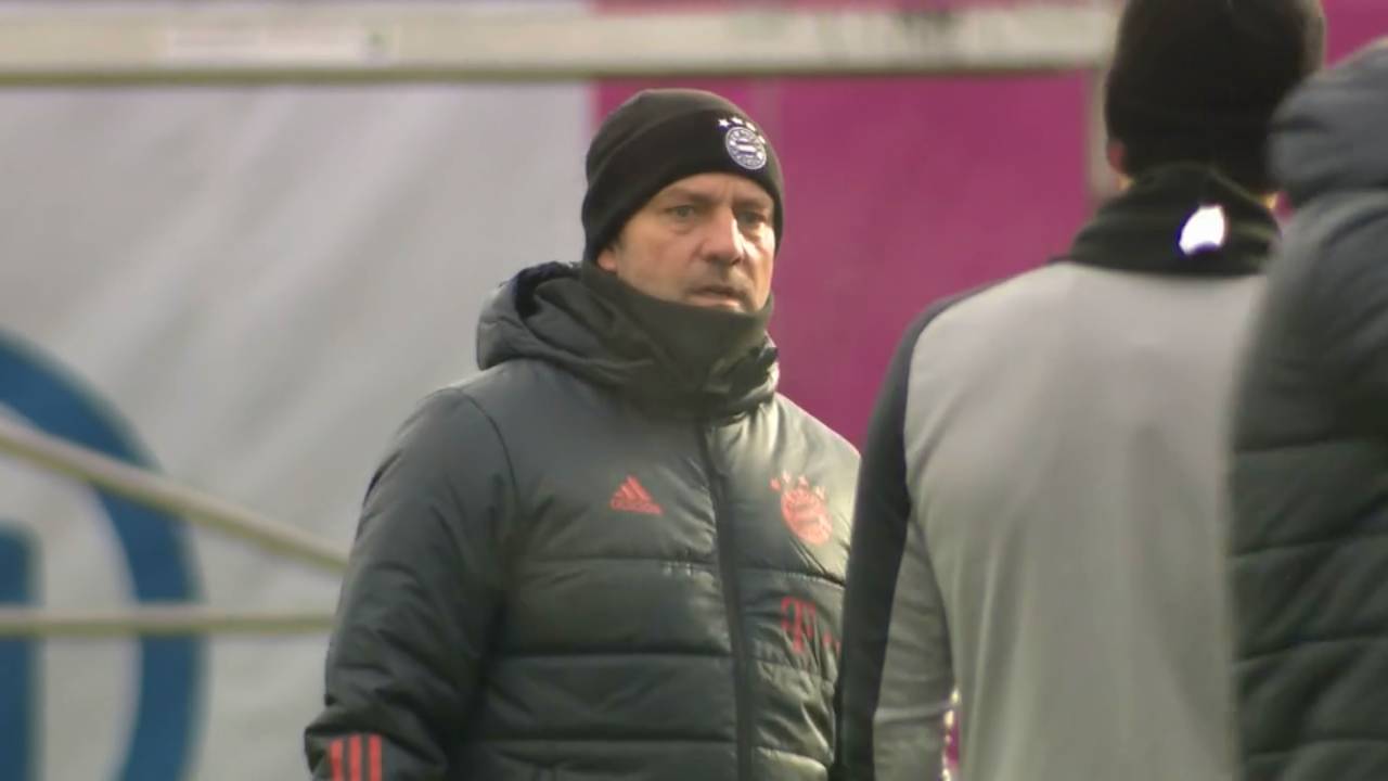 Die Fans bemängeln die Spielweise des FC Bayern und von Borussia Dortmund