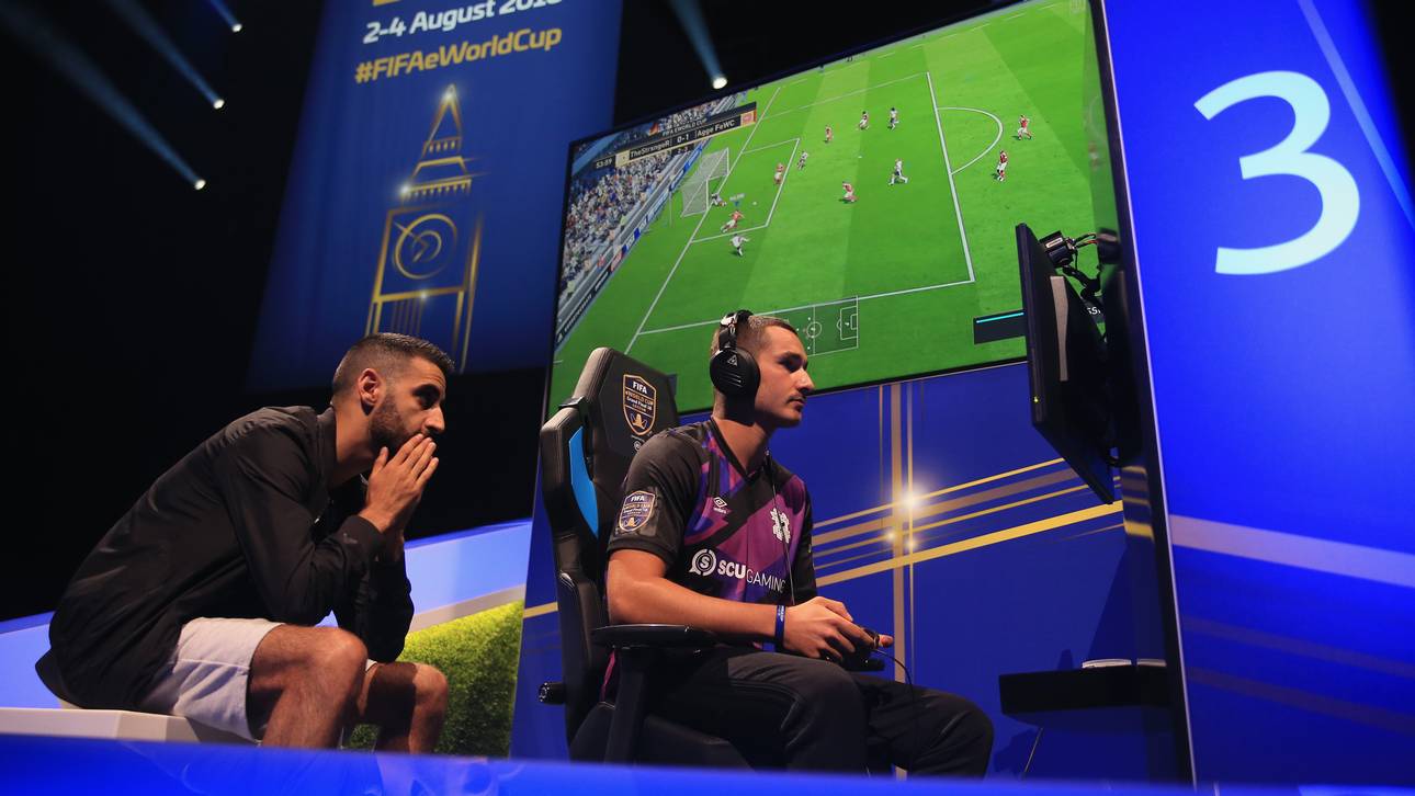 Neues FIFA-System: Das sagen Profis