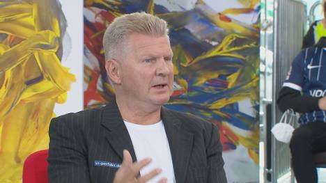 Der FC Bayern arbeitet mit Vertragsverlängerungen an der Achse der Zukunft. Stefan Effenberg fordert auch Robert Lewandowski einen neuen Vertrag zu geben.