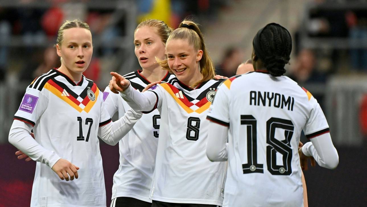 DFB-Frauen feiern Kantersieg