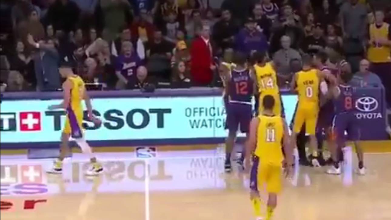 Ball hält sich bei Rangelei raus